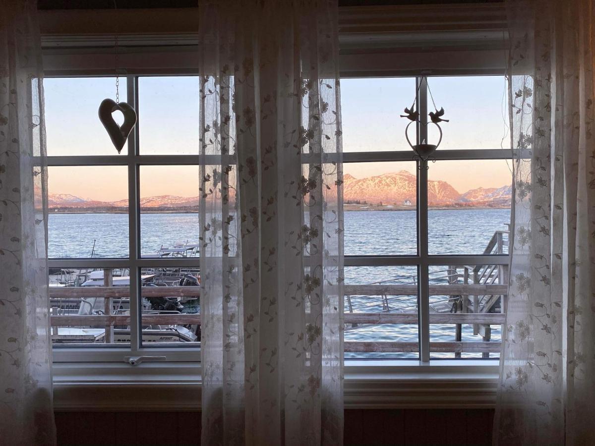 Lofotbua Villa Offersoya Bagian luar foto